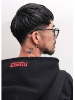 メリケンバーバーショップ コウベ(MERICAN BARBERSHOP KOBE)&nbsp;刈り上げフェードネープレス73風ぱっつんショート