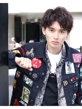 ネイビー(NAVY) センターパート ウェーブマッシュ ソフトスパイラル