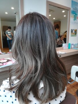 ICH GO向ケ丘遊園店 究極アッシュカラー