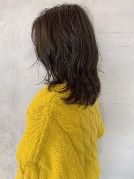 ビートス(BEAT S) 地毛風グレー 暗めカラー