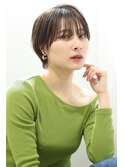 大人かわいいシースルーバングショート