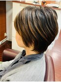 ショートヘア