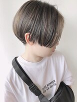 【モリオ原宿】ハンサムショート外国人風ハイライト前髪なし