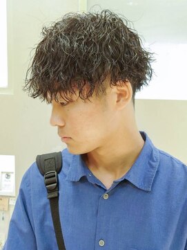 ヒート トウキョウ 目黒店(HEAT TOKYO) ツイスパセンターパートマッシュ波巻きダウンパーマメンズ目黒