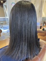 エニー(ENii) グロスストレート・ブルージュセミロング