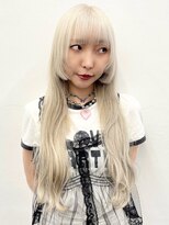 ココ 原宿(KOKO)&nbsp;黒髪小顔クラゲヘアーオリーブグレーココアベージュ