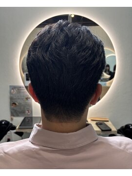 テーラ 南流山店(TELA) グラデーション刈り上げ