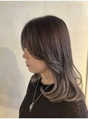 20代30代シースルーバングラベンダーベージュインナーカラー