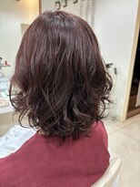 デフィ アオヤマ(defi AOYAMA) 同世代だから分かる。ツヤと動きで若見え大人ウェーブ