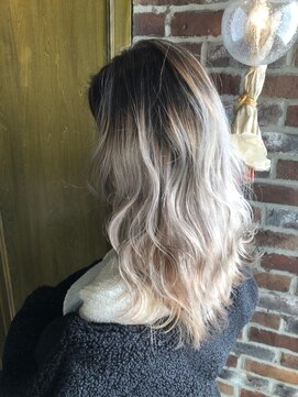 エイミー(Aimee) Aimee 町田プラチナシルバー