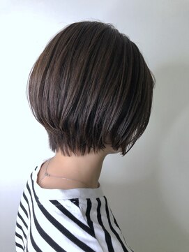 ルチェア ヘア(Lucea Hair) 筋感ショート