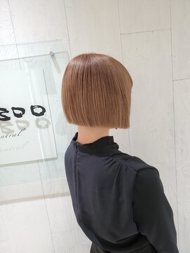 タブーセントラル(TABOO Central) 【TABOO Central】ぱっつんボブ×ミルクティーベージュ