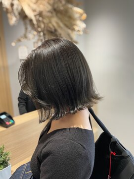 アヴァンス 京橋店(AVANCE) ぱっつんボブ×イルミナカラー