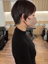 キノ(kino)&nbsp;コンパクトショート耳たぶショート前髪ありワインレッド