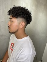 アンダーバーホワイト モデ 富田林店(_WHITE mode)&nbsp;30代40代メンズ刈り上げフェードスタイルパーマ短髪ワイルド