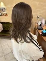 ビュートリアム265(BEAUTRIUM 265)&nbsp;◎ミディアム/くびれレイヤー/レイヤーカット/顔周りカット/銀座