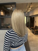 サニー 渋谷(SUNNY)&nbsp;バレイヤージュ、ハイライト、レイヤーロング、グレーベージュ