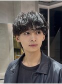 緩め波巻きスパイラルシャドウパーマメンズツイスト束感韓国風