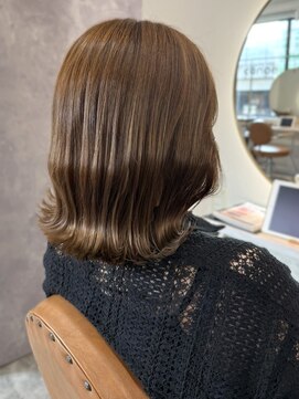 カノエ 福岡香椎店(canoe) オリーブベージュ 透明感カラー 艶髪 外ハネ くびれ巻き 20代