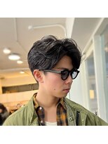 メラク(Merak)&nbsp;韓国風センターパート/毛流れセンターパート