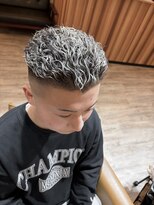 フロウ(Flow)&nbsp;極道ホワイトフルメッシュパーマ