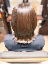 ヘアリゾート粋 ティガ 池袋店(tiga) ミディアムレイヤー/外ハネボブ/インナーカラーパープル