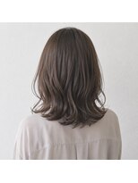 アンリエラ(Unliera) レイヤーミディアム/ブラウンベージュ/松山美容室