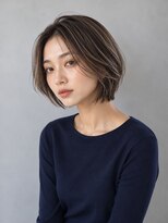 トリニティ(trinity)&nbsp;ブリーチ ハイライト グレージュ ショートボブ 豊見城