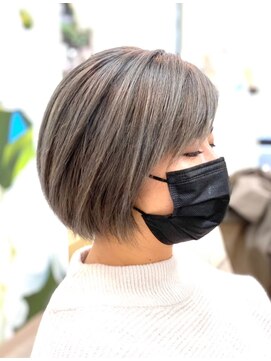 フルブルーム(fullbloom) [full bloom/西八王子]グラデーション×ボブ