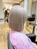ルッツ(Lutz. hair design)&nbsp;ミルクティベージュ【千代田彩夏】