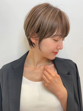 トルネード(TORNADO) 外国人風ショートヘア ハイライト アッシュベージュ t711