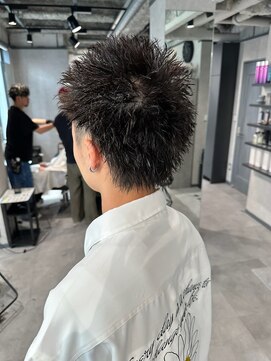 ネクストゼロ(NEXT zerO) ツーブロックスパイキーショート ピンパーマ