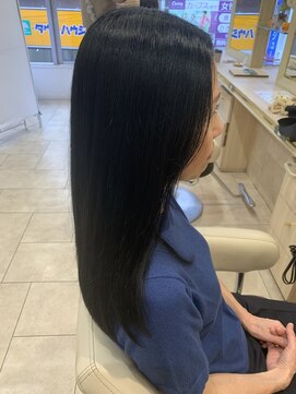 アッシュ 仙川店(Ash) ロングレイヤーカット 髪質改善 艶 潤い ストレート 50代