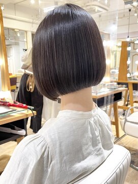 ネオリーブ チロル 横浜西口店(Neolive CiroL.) 小顔 ワンレン ボブルフ 縮毛矯正 ネビージュ