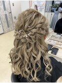 ねじりハーフアップ