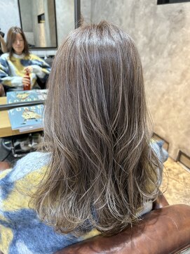 ブルー 青葉台(BLUE) セミロング