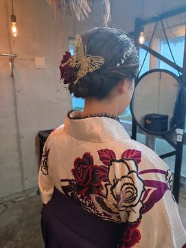 ゼロプラス(ZERO +) 袴ヘアアレンジ♪