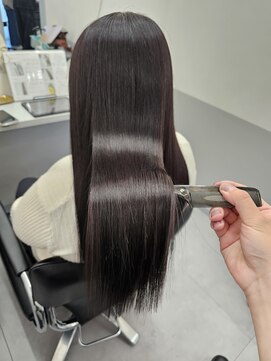 トッカ 茨木(tocca) 「“もう限界…”になる前に。湿気にも強い髪へ」