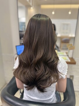 アピッシュ アオヤマ(apish AOYAMA) コテ巻きパーマ/ロングパーマ/韓国風パーマ/レイヤーパーマ