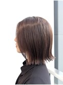 小顔に見せる　切りっぱなしボブ　