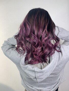 モーション 新宿(motion) ワインレッドバレイヤージュ