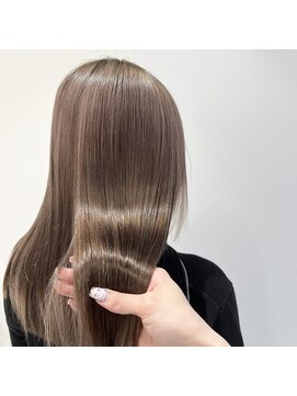 レアリバイケンジ(leali by KENJE) ミルクティーベージュ