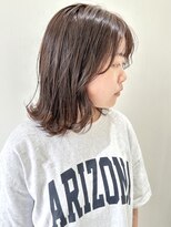 フォーク FOLK&nbsp;【FOLK】赤みなし透明感グレージュ☆似合わせ外巻きミディアム♪