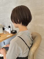 ソワ(soie)&nbsp;ショートボブ　オリーブカラー　/森岡