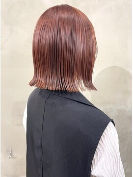 マジコ 原宿(Magico) 外ハネボブ/ミルクティーベージュ/ブリーチ/ダブルカラー/原宿