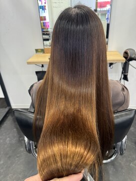 エスカーラ 町田(THE ESCALA) イメチェン/ハッシュカット/美髪矯正/似合わせカット/［町田駅］