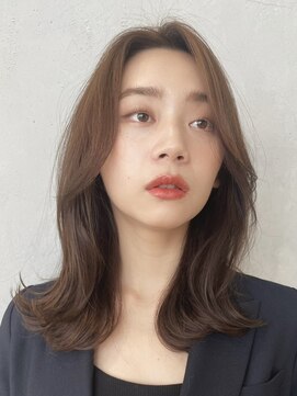 ノイ(noi) 顔周りレイヤーカットくびれヘアミルクティーベージュカラー