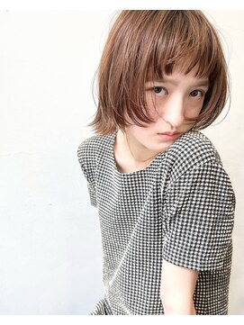 ココ 原宿(KOKO) ボブルフ黒髪小顔クラゲヘアーオリーブグレーココアベージュ