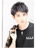 ソフトツーブロック刈り上げアップバングショート
