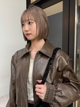 ステン(sten) ミルクティーベージュ/ミニボブ/顎下ボブ/ダブルカラー